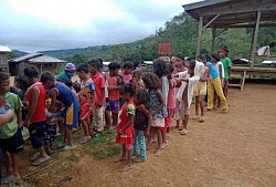 Mountain Community feeding